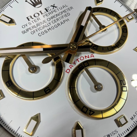 DAYTONA Cosmograph Wall Clock Yellow gold bezel insert and white cream face dial - Picture 4 of 6